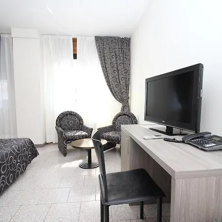 Croce Di Malta 3* Novara