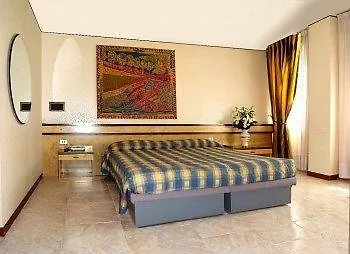 Croce Di Malta Novara